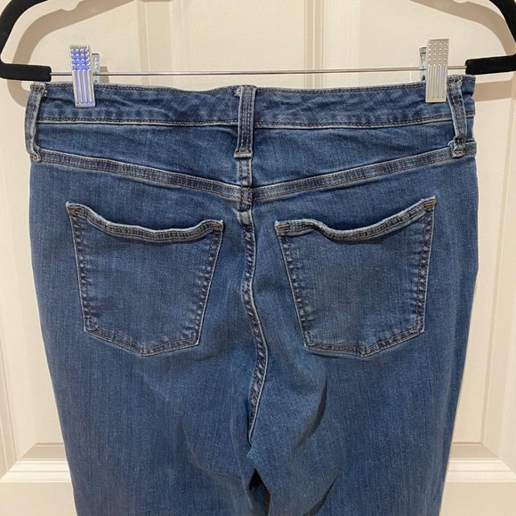 Universal Thread High Rise Skinny Jean - Size 6/28R - Picture 6 of 6